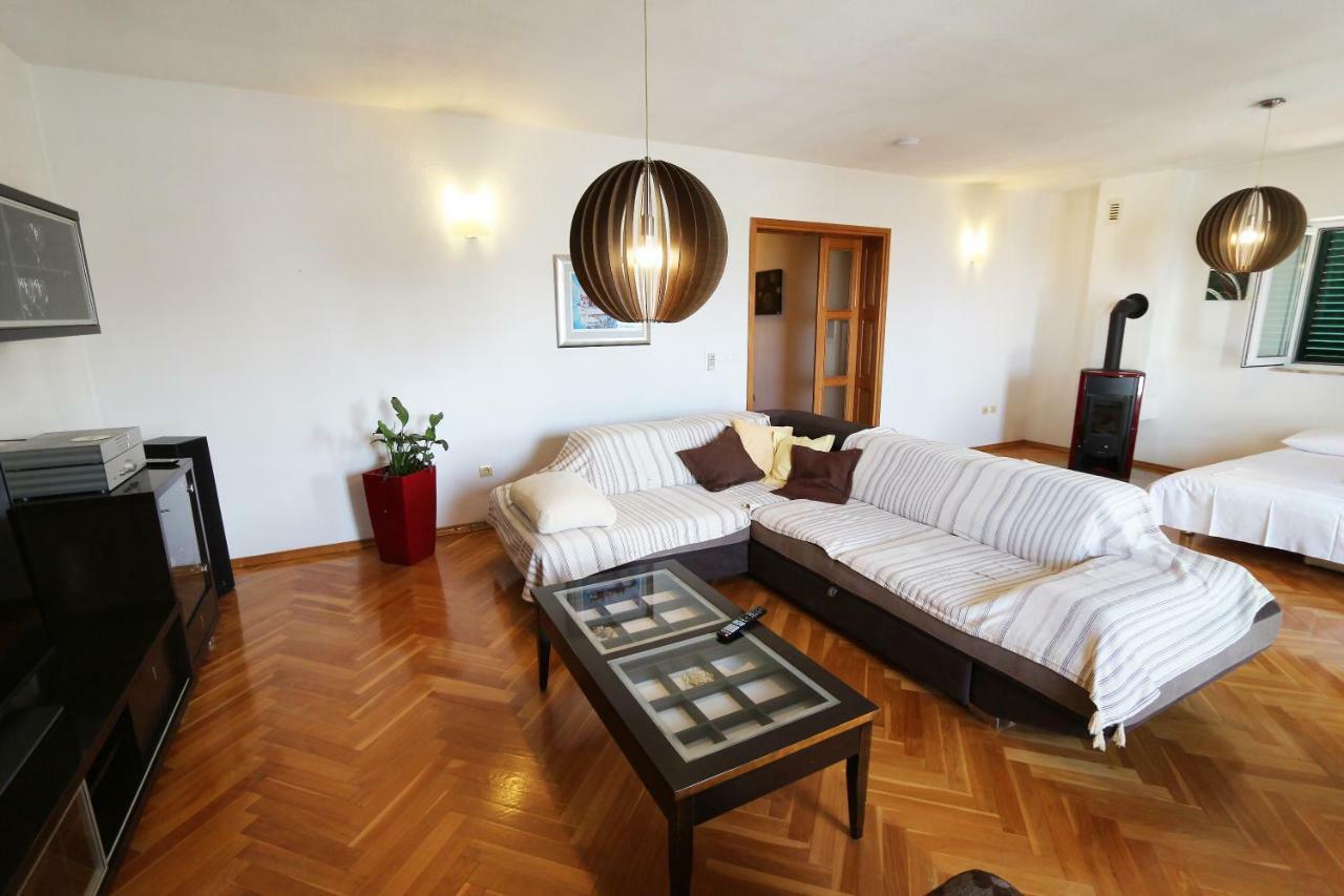 Hotel House Lipo à Makarska Extérieur photo