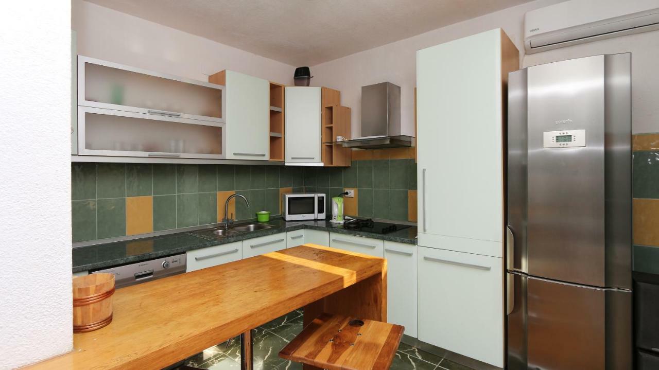 Hotel House Lipo à Makarska Extérieur photo