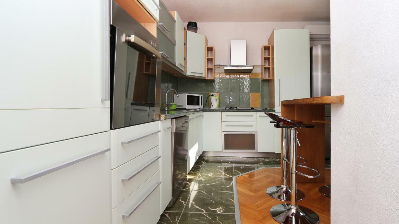 Hotel House Lipo à Makarska Extérieur photo