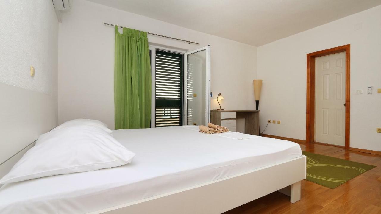 Hotel House Lipo à Makarska Extérieur photo